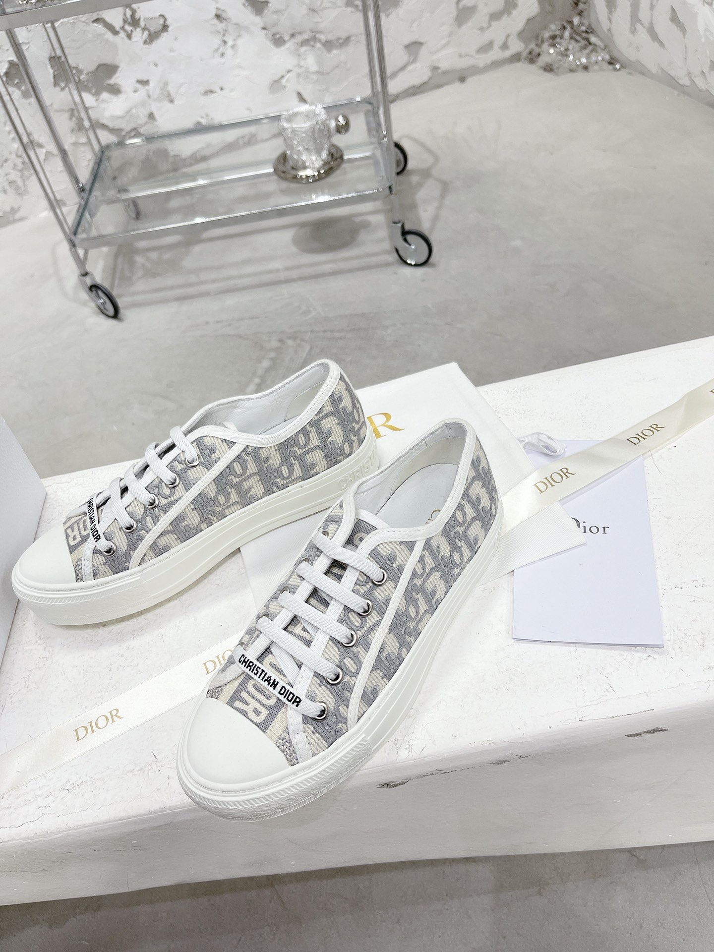 Women's high heels